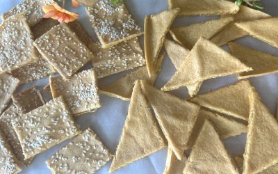 Red lentil crackers