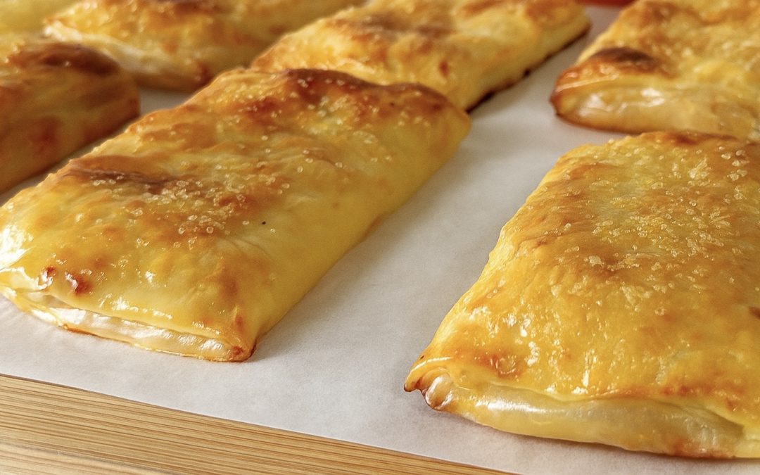 Rice Paper Apple Turnovers